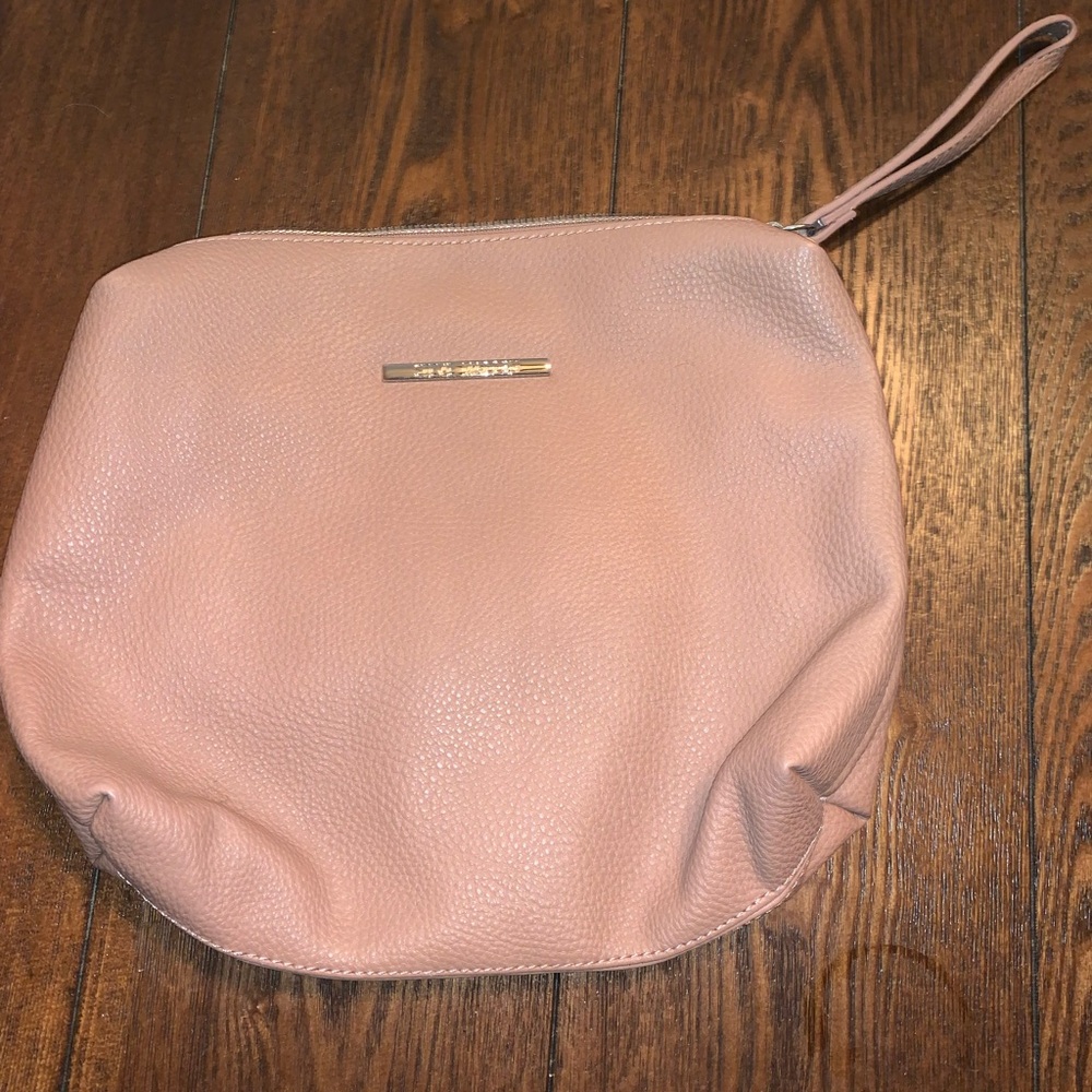 Steve Madden Wristlet